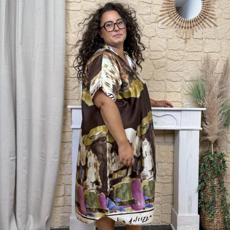 Robe longue oversize imprimée artistique (GT) - marron - taille-unique-grande-taille
