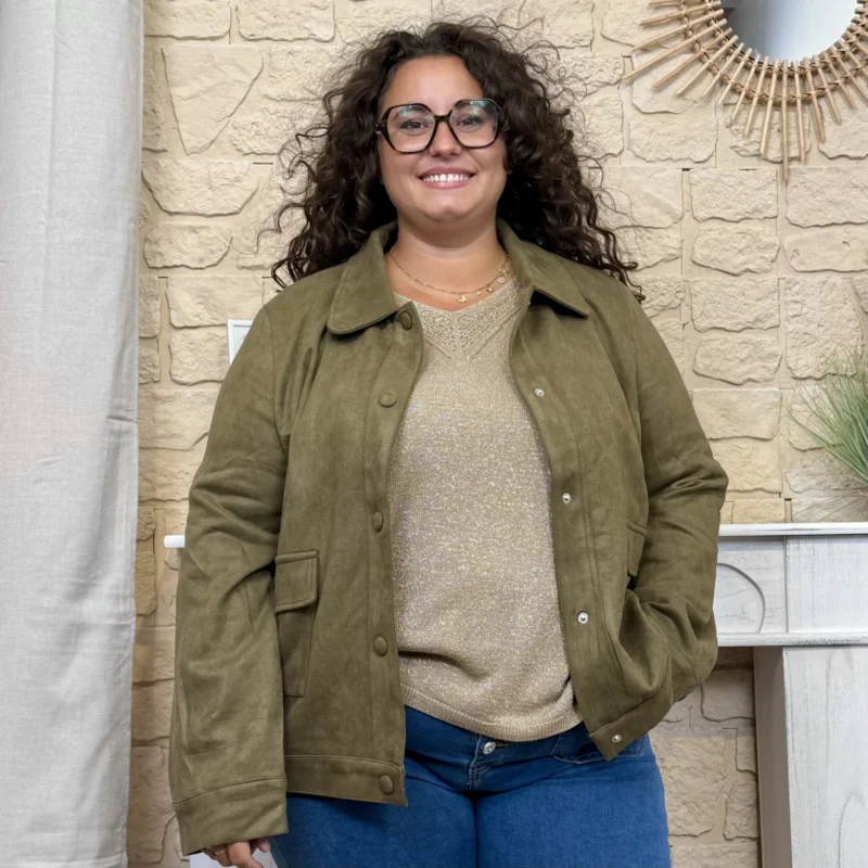 Veste en suédine col chemise (T40-T48)