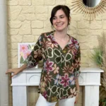 Chemise fleurie femme en voile léger « Tendance » - kaki - taille-unique