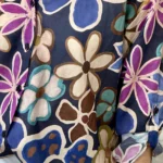 Chemise fleurie femme en voile léger « Tendance » - marine - taille-unique