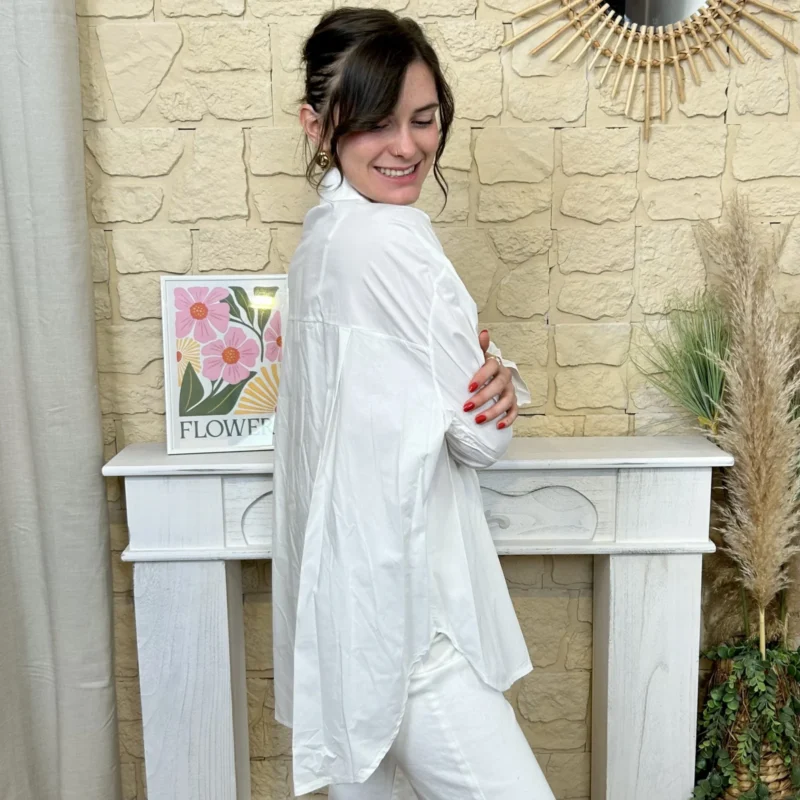 Chemise femme oversize boutons fleurs « Tendance » - blanc - taille-unique