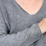 Pull maille col V manches longues - gris - taille-unique