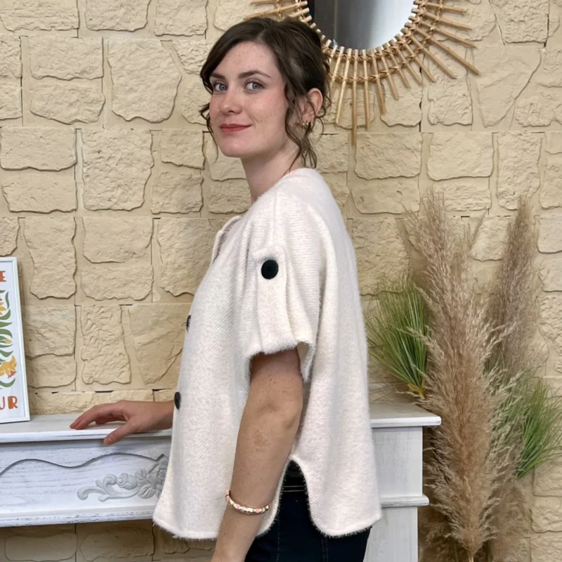 Pull-veste femme boutonné manches larges « Tendance » - ecru - taille-unique
