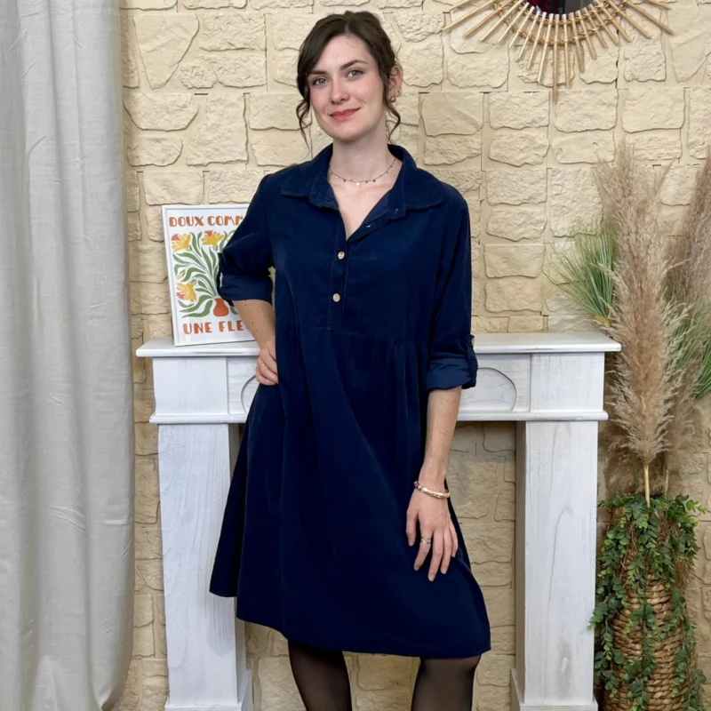 Robe velours évasée boutonnée