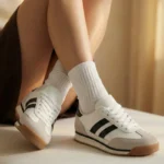 Tennis femme blanche à bandes noires T36-T41