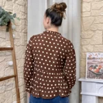 Blouse à pois volantée femme - marron - 38