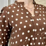 Blouse à pois volantée femme - marron - 38