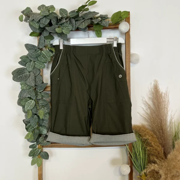 T582- Short JST Biais (T38-T52) - kaki - 56