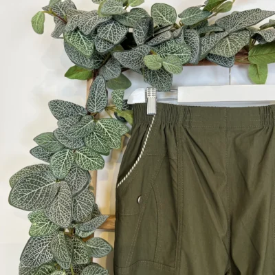 T582- Short JST Biais (T38-T52) - kaki - 56