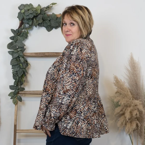 K040- Blouse By.One “Jolies Formes” (T40-T48) - marine - 48