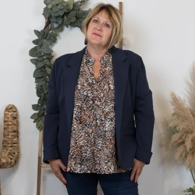 K040- Blouse By.One “Jolies Formes” (T40-T48) - marine - 48