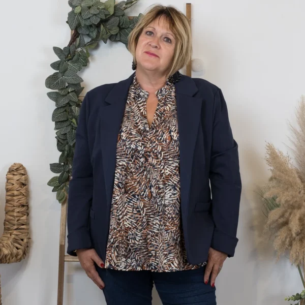 K040- Blouse By.One “Jolies Formes” (T40-T48) - marine - 48