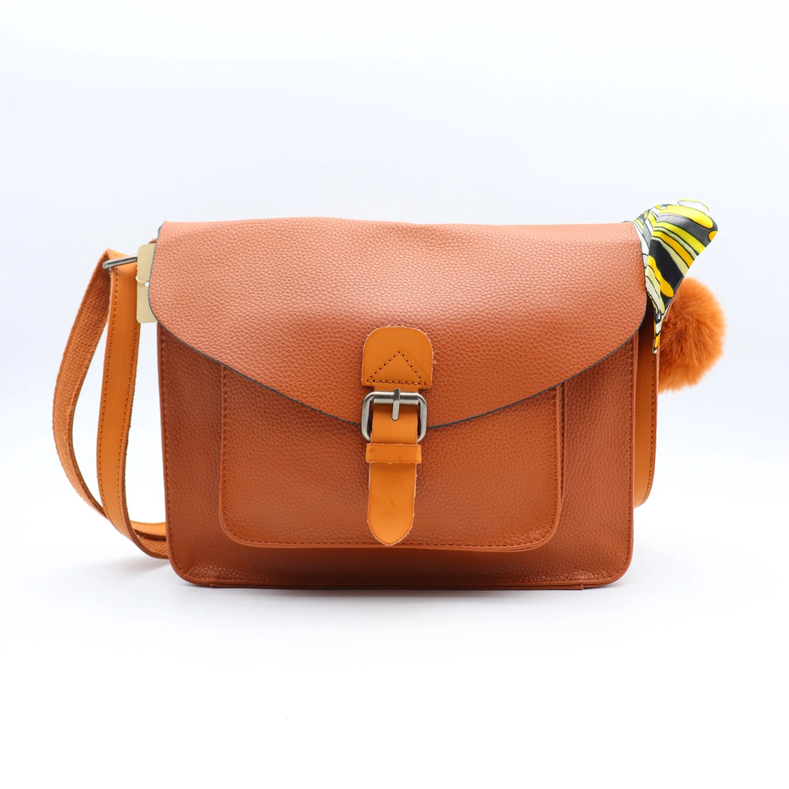 Grand sac bandoulière à rabat - Flora & Co - camel - sans-taille