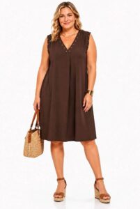 Robe femme sans manches col V à clous "Jolies Formes" - marron - taille-unique-grande-taille