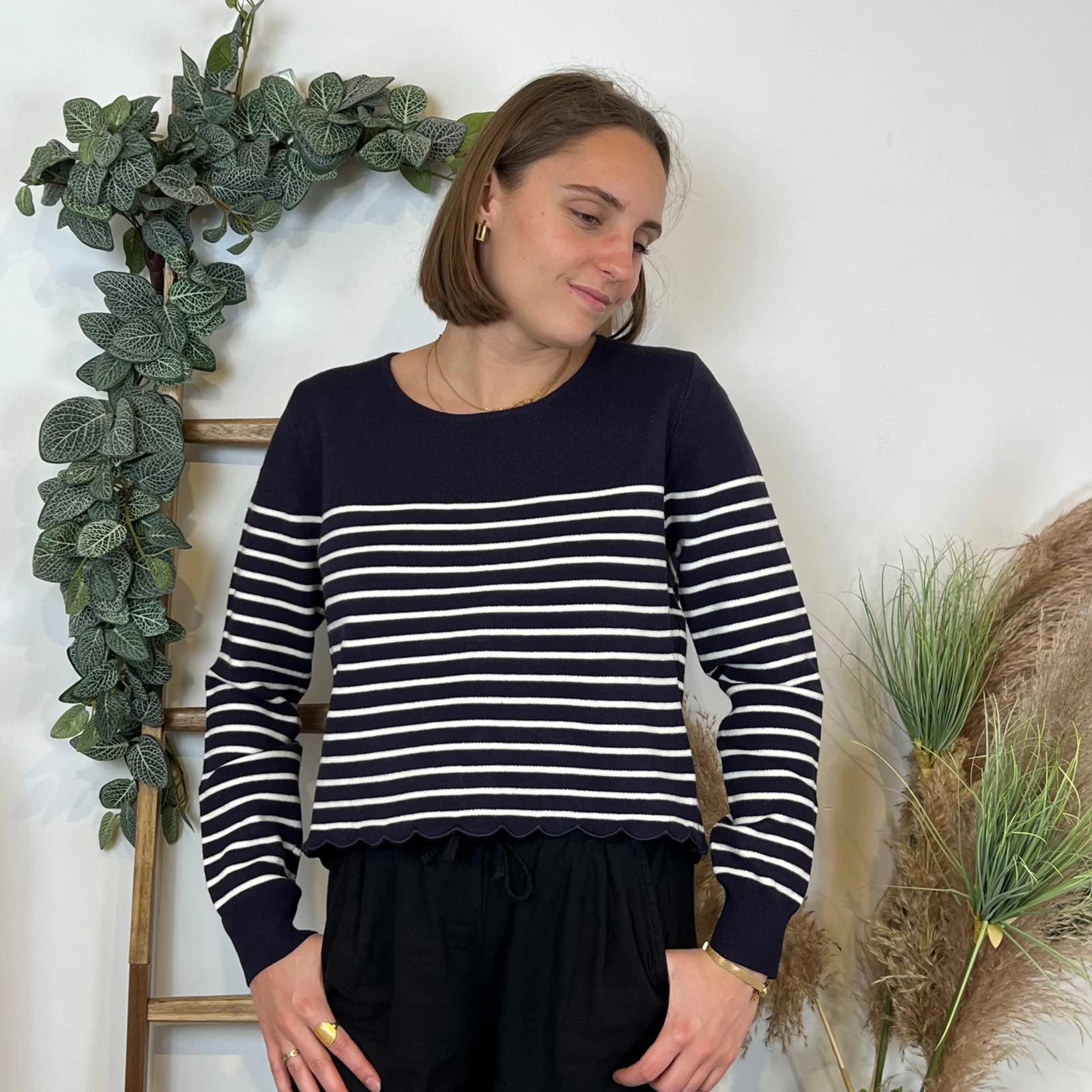 L358- Pull marinière dos ouvert (Tu)