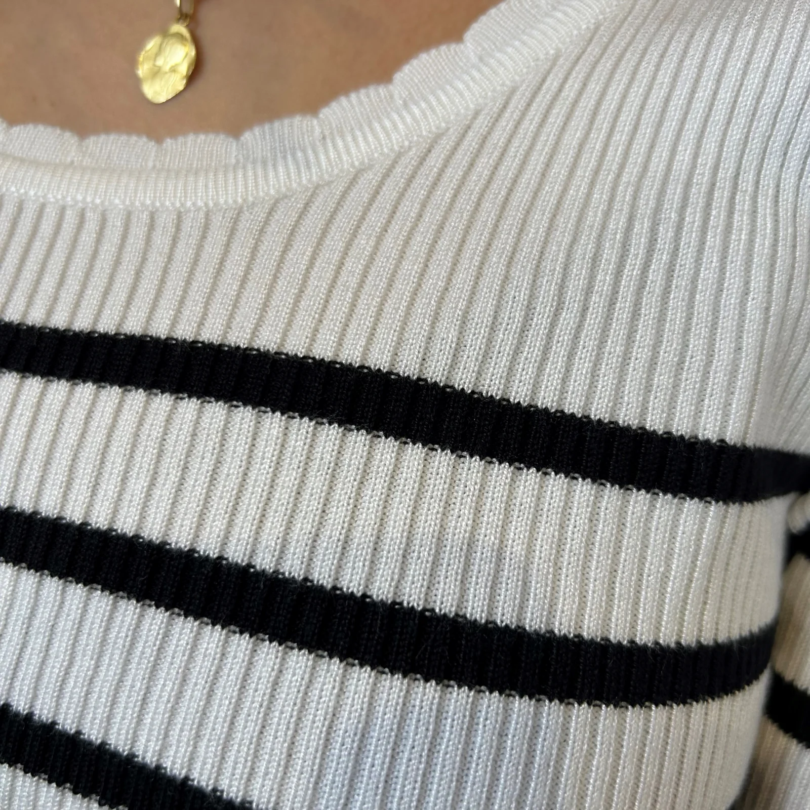 I880- Pull marinière cotelé fantaisie (Tu) - ecru - taille-unique