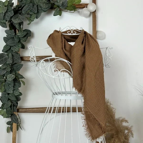 Y510– Foulard uni froissé - camel - sans-taille