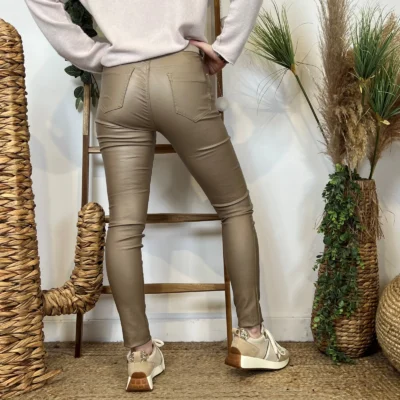 W101- Jean slim Enduit (T36-T44) - beige - 44