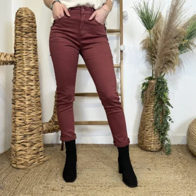 O537- Jean 7/8ème Voggo (T36 T44) - bordeaux - 44