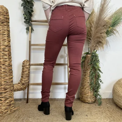 O536- Jean Slim Voggo (T36-T44) - bordeaux - 44