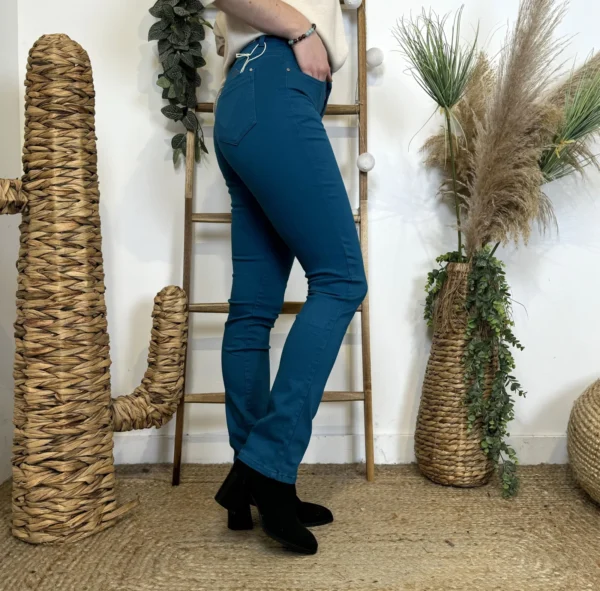 O538- Jean Droit Voggo T36-T44 - bleu-canard - 44