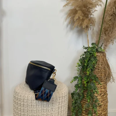 P409- Banane Flora & Co - marine - taille-unique