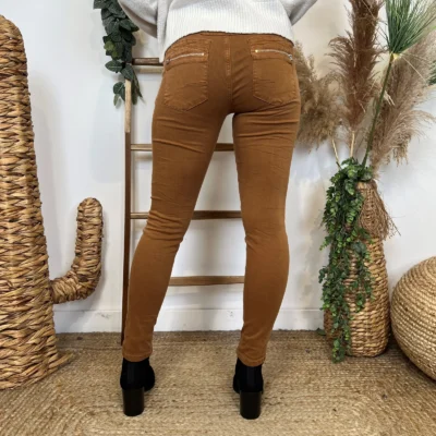 P052- Jean Melly&Co (XS-XL) - camel - 42