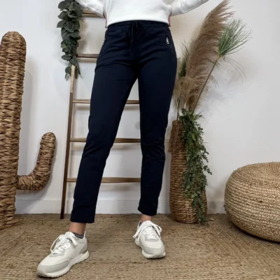 L738- Jogging 2 poches - marine - 44