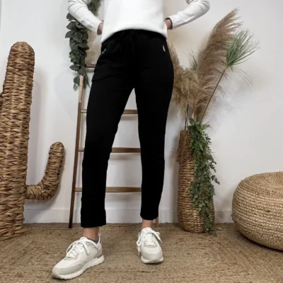 L738- Jogging 2 poches - noir - 44