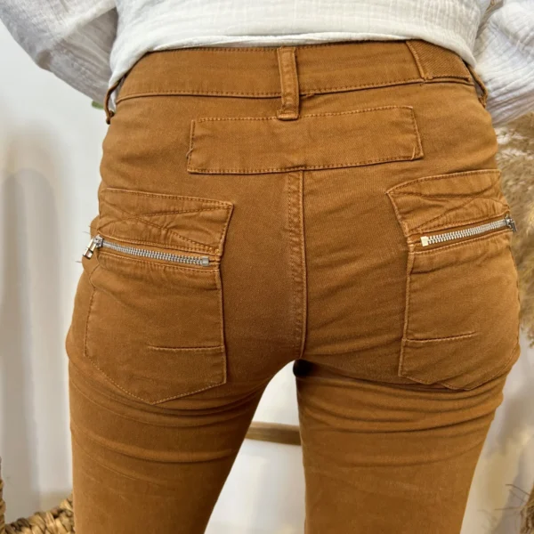 P051- Jean Melly.and.Co Teinté - camel - 42