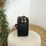 Sac bandoulière Medium multi-poches femme Flora & Co - noir - sans-taille