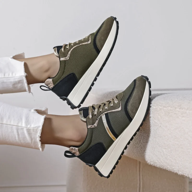 R490- Sneakers semelle crantée - kaki - 41