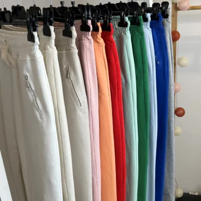 L738- Jogging 2 poches - beige - 44