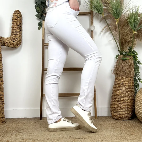 P097- Jean Droit Voggo (T36-T44) - blanc - 44