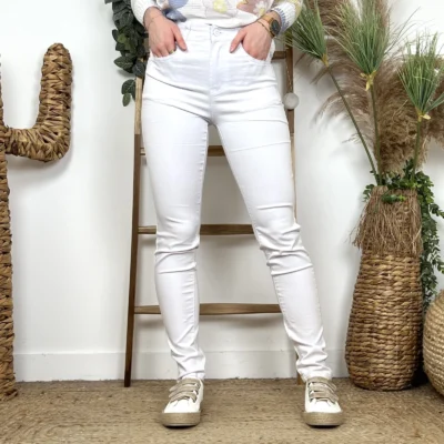 P105- Jean Slim Voggo (T36-T44) - blanc - 44