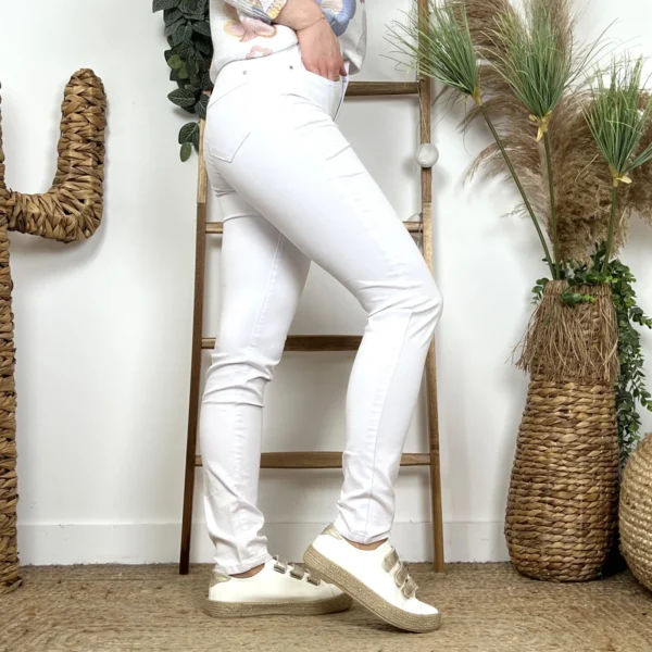 P105- Jean Slim Voggo (T36-T44) - blanc - 44