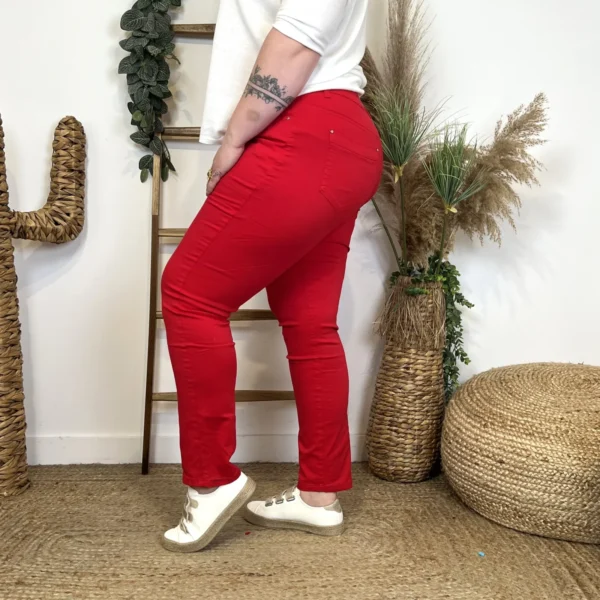 P108- Jean Slim Voggo (T42-T50) - rouge - 50
