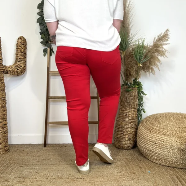 P108- Jean Slim Voggo (T42-T50) - rouge - 50
