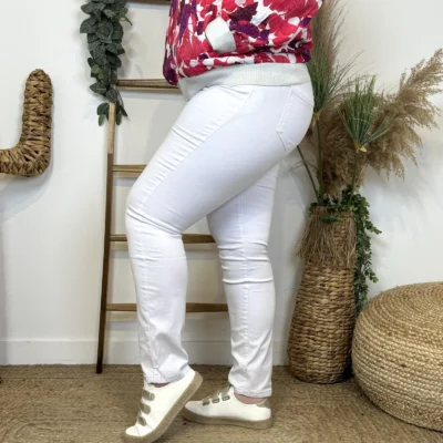 P106- Jean Slim Voggo (T42-T50) - blanc - 50