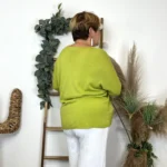 Pull femme manches chauve-souris « Jolies Formes » - vert-anis - taille-unique-grande-taille