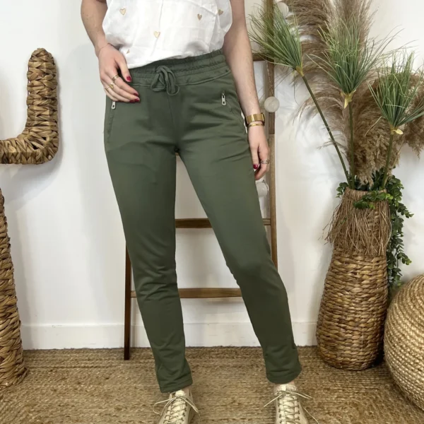 L738- Jogging 2 poches - kaki - 44