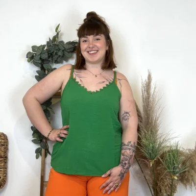 K947- Débardeur Christy (T44-T52) - vert-bresil - 52