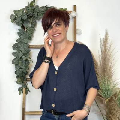 K136- Gilet court (TU) - marine - taille-unique