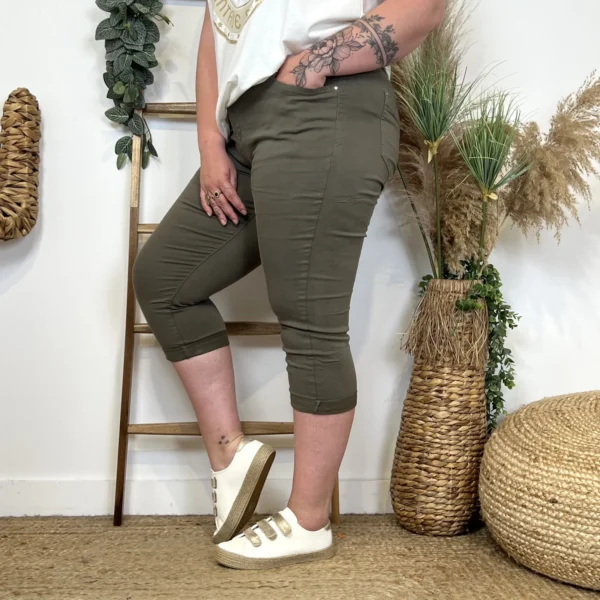 O620- Pantacourt Voggo (T42-T50) - kaki - 50