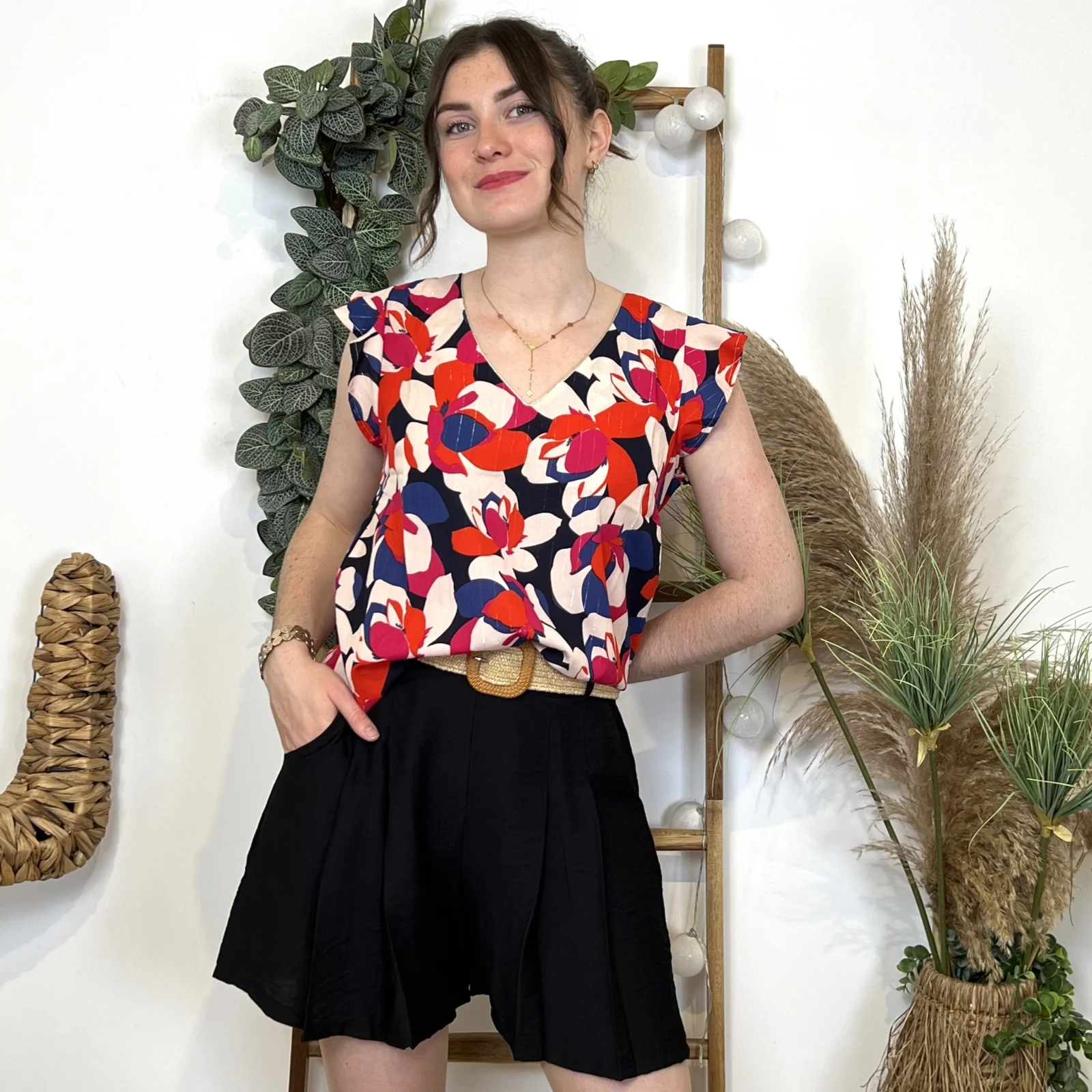 L760- Short fluide & ceinture (Tu) 🇮🇹