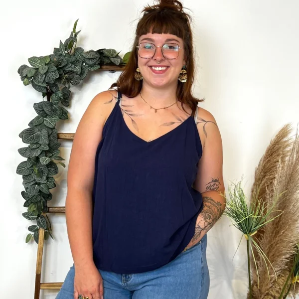 K233- Débardeur Maëlle dos brodé (T40-T48) - marine - 48