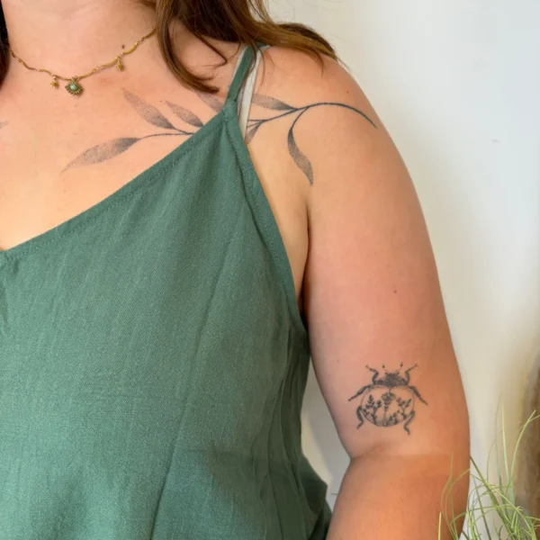 K233- Débardeur Maëlle dos brodé (T40-T48) - vert-sapin - 48